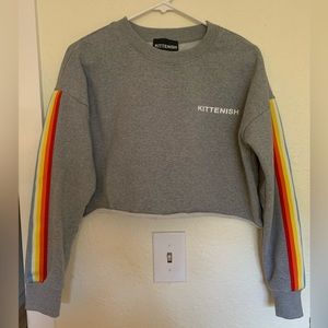 Kittenish cropped fleece crewneck